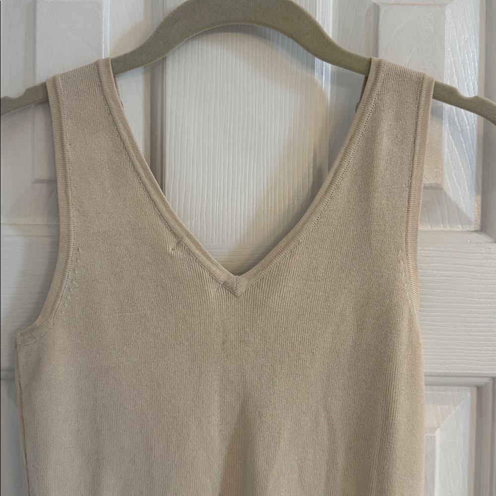 Caché Vintage Cream Silk Blend Very Embellished V-Neck Bodycon Top - Picture 8 of 11
